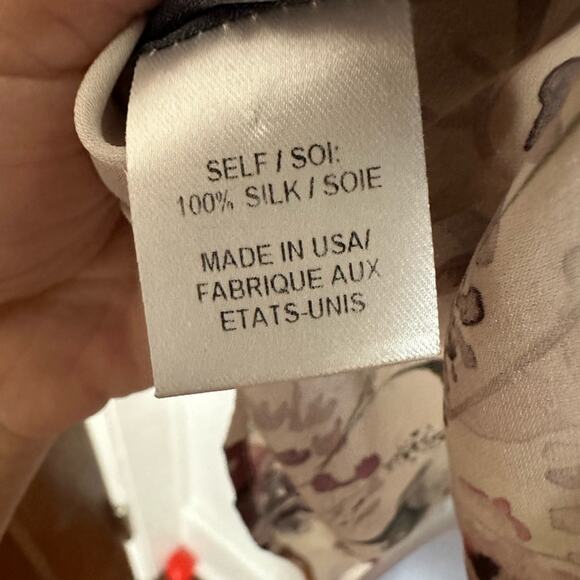 Haute Hippie 100% Silk Blouse, Open Back,  Small - Picture 12 of 12